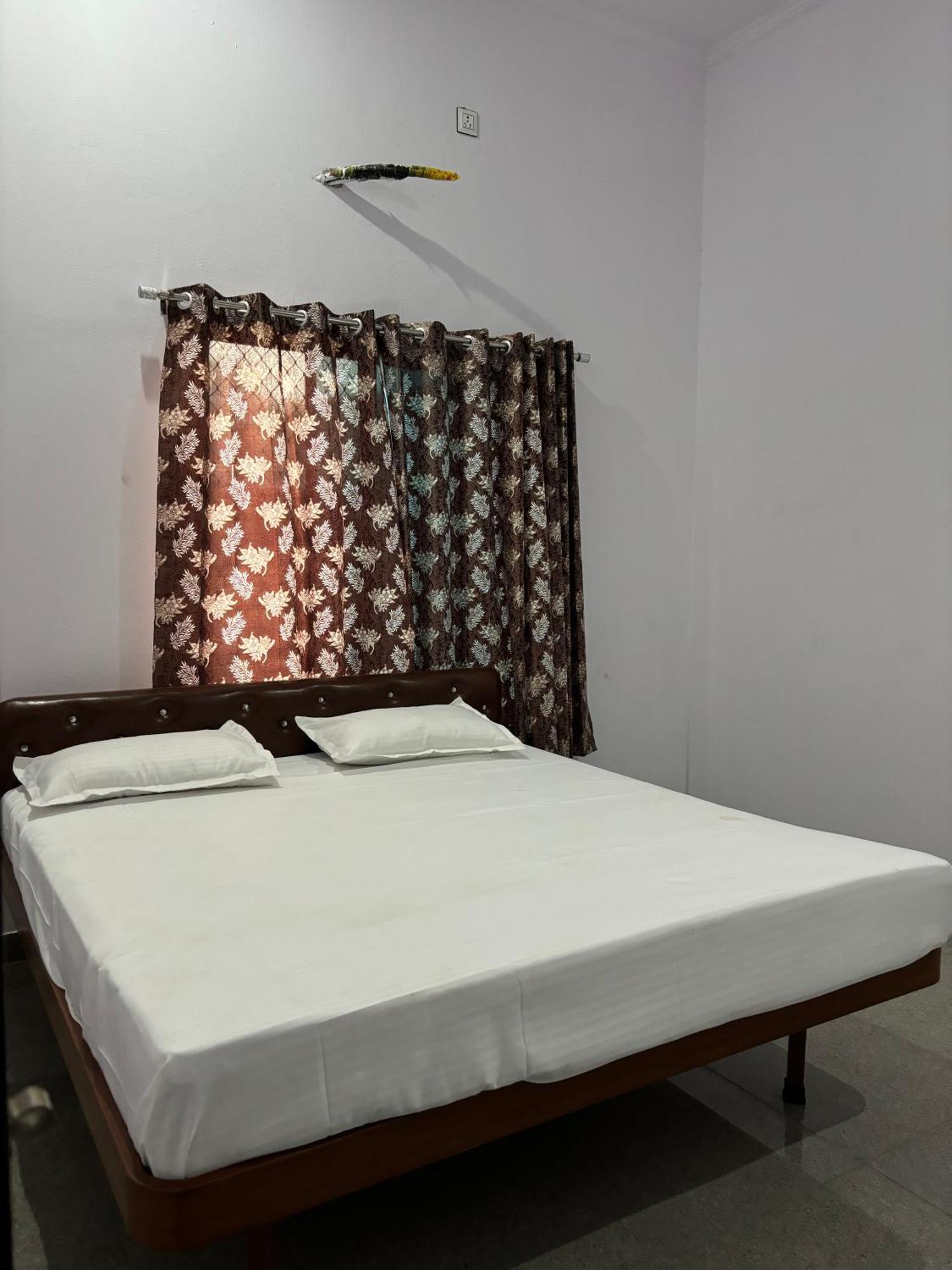 Hotel Raghunath Palace Khātu Exteriör bild